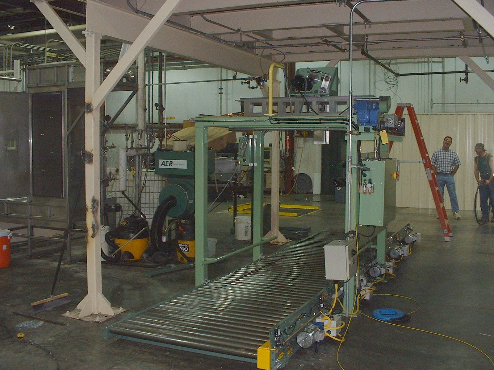 Piddler and Box Conveyor